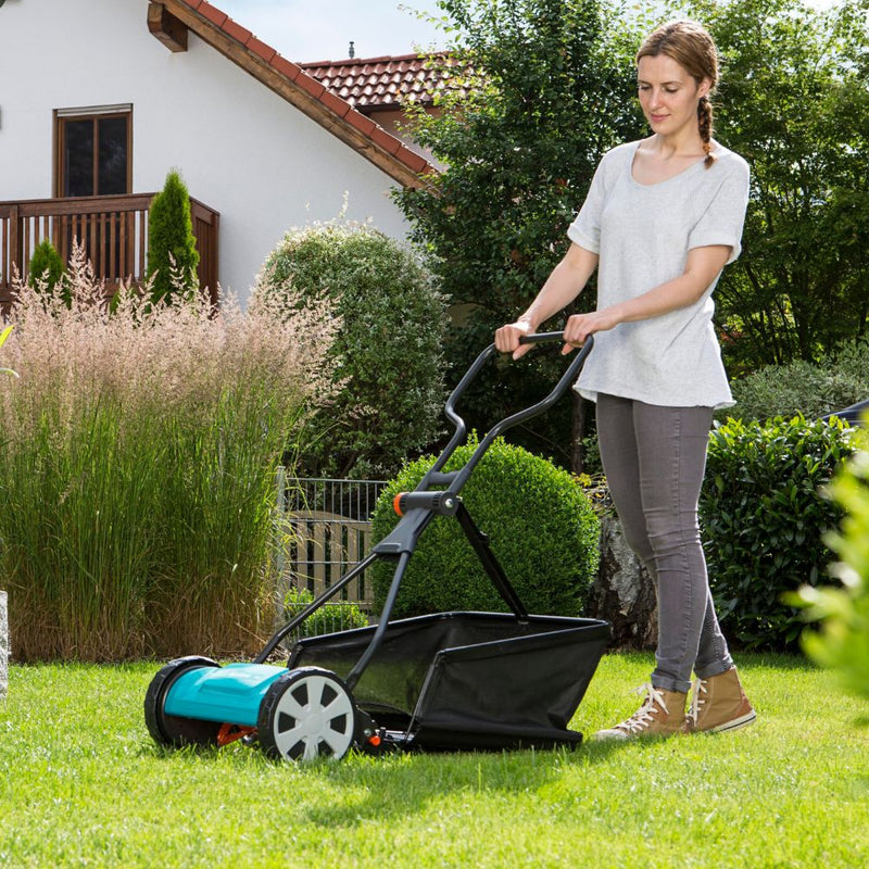Gardena Classic Cylinder Lawnmower 330