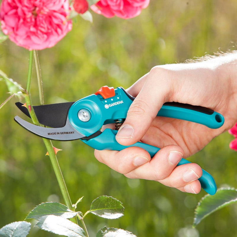 Gardena Secateurs B/S-M (Max Cutting Diameter: 22 mm | Cutting Type: Bypass)