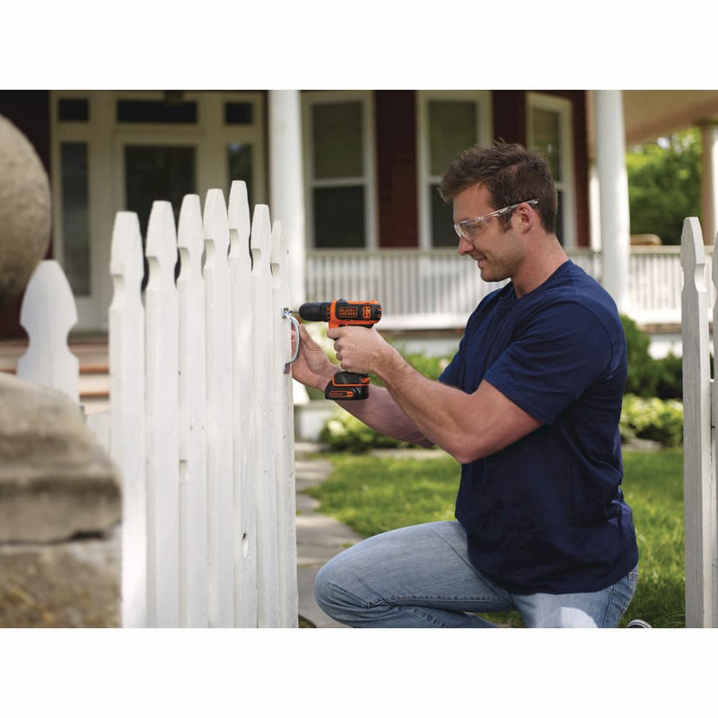 Black & Decker 10.8V Lithium Cordless Drill Driver in Kitbox 11 Bits