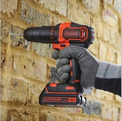 Black & Decker 18V Lithium Cordless Drill Driver in Kitbox 14 Bits